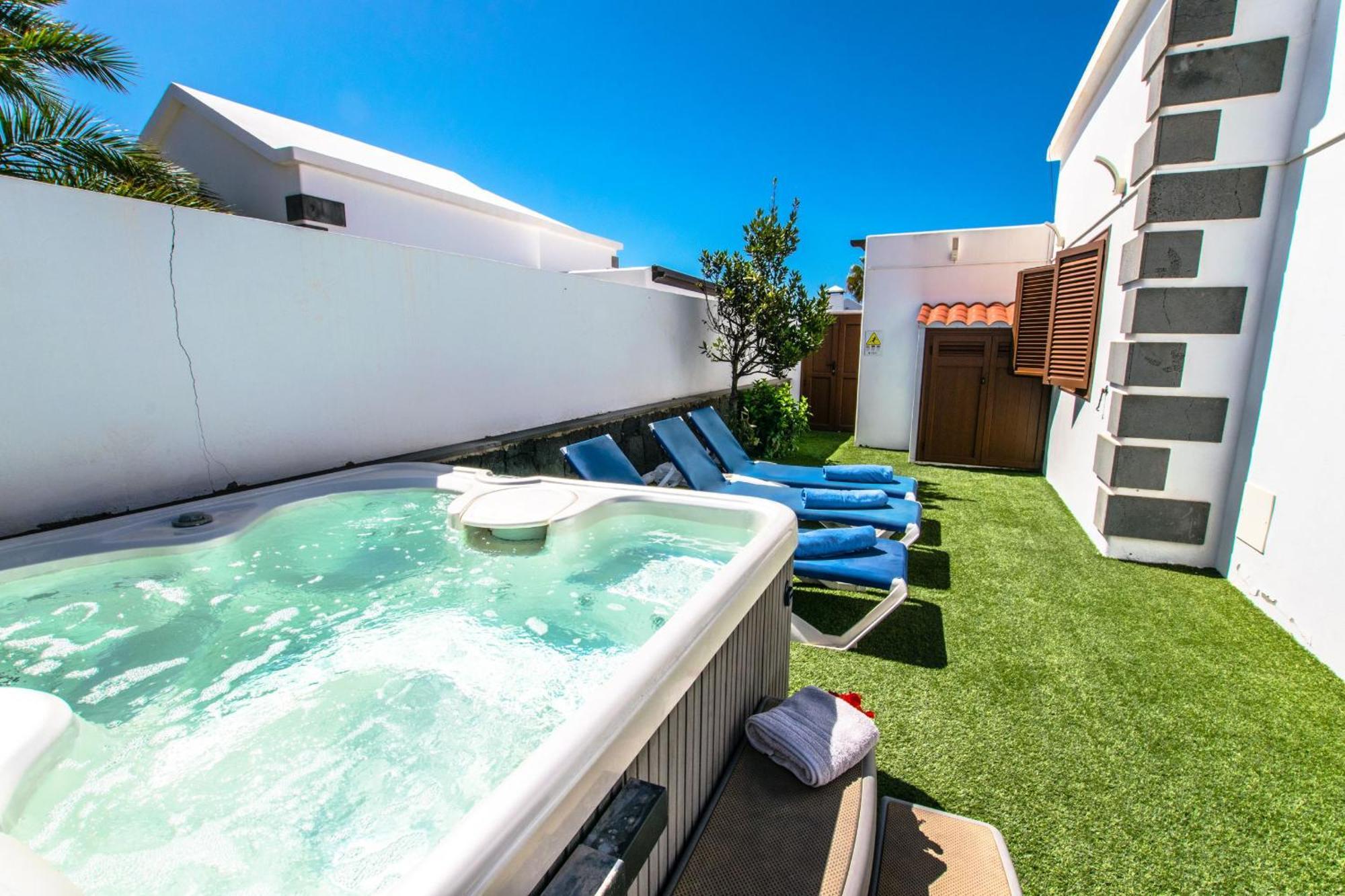 Villa Alegranza - LH190 By Villas Now Ltd Playa Blanca  Esterno foto